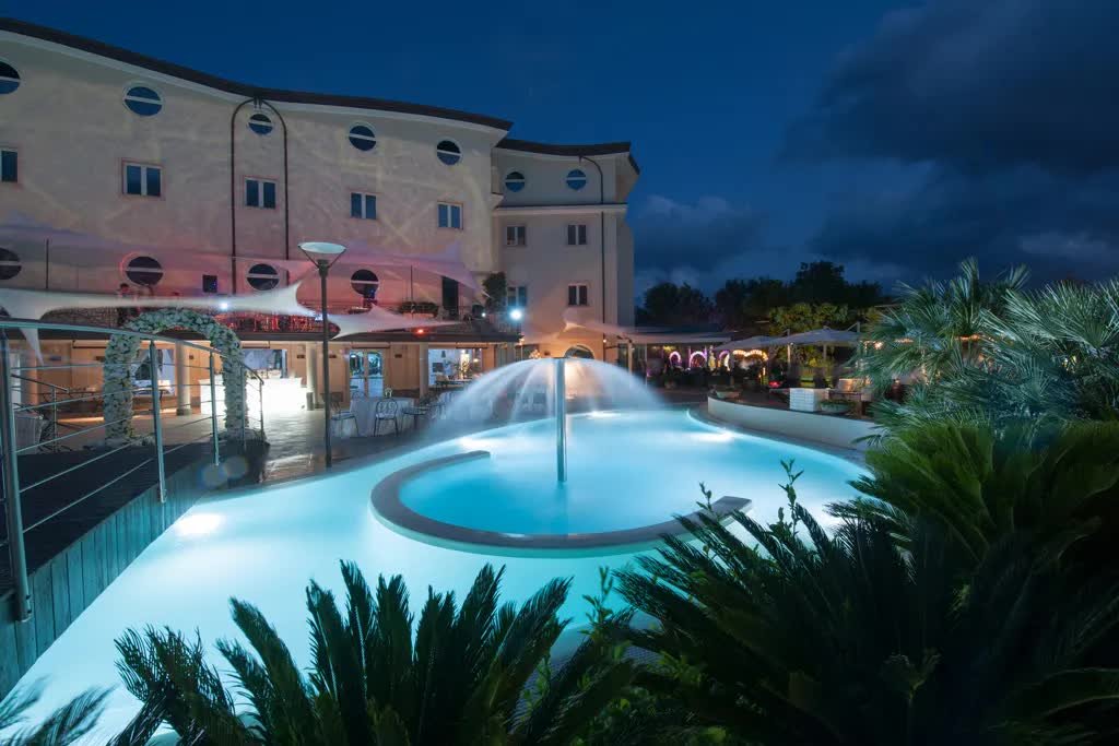 Foto 10 L'Araba Fenice Hotel & Resort Altavilla Silentina, 09