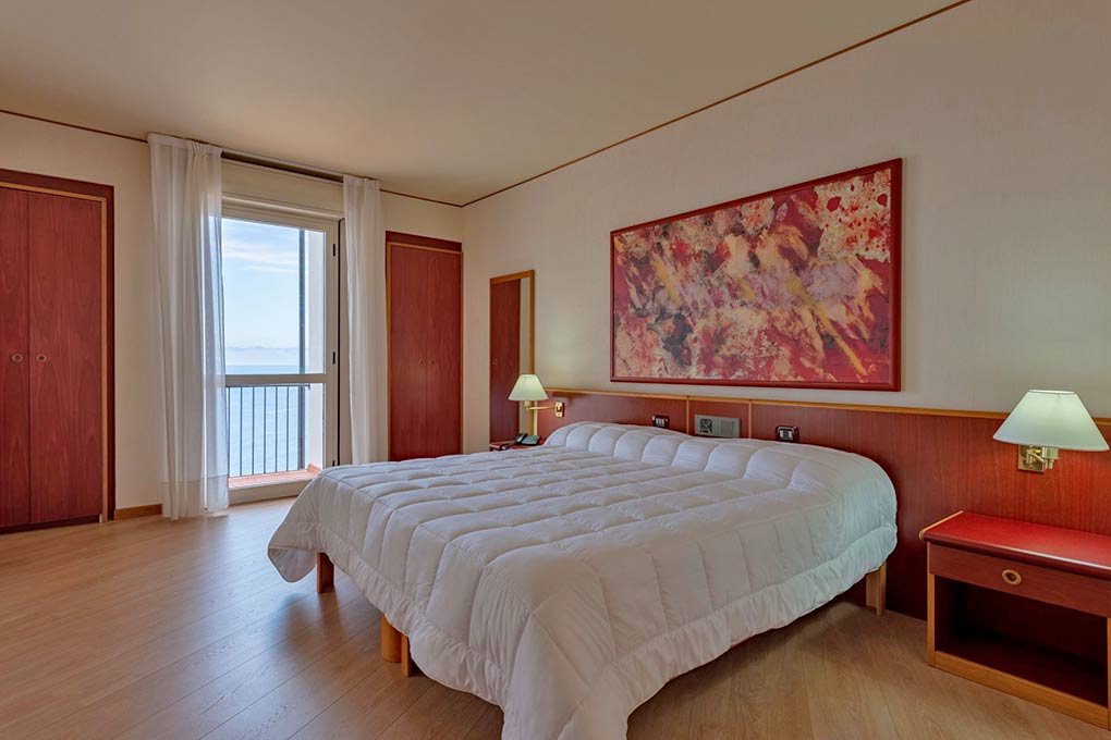 Foto 5 Hotel & Resort Torre Normanna Altavilla Milicia, 04