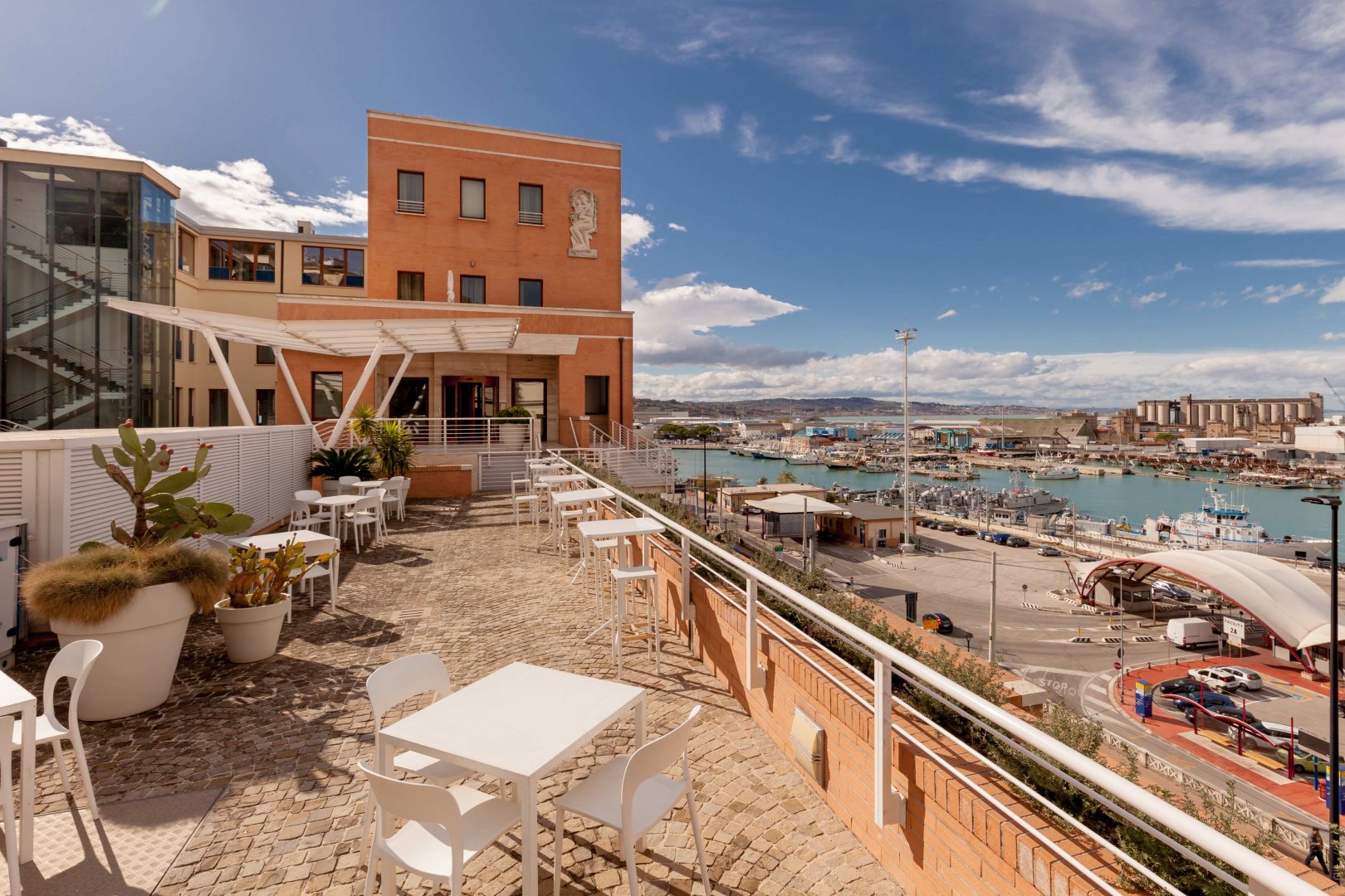 Foto 3 SeePort Hotel Ancona, 02