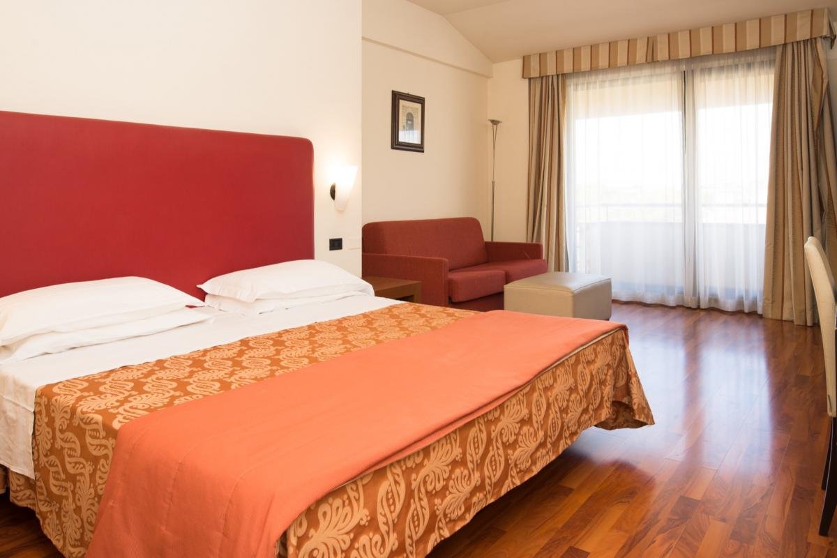 Foto 8 Hotel Cristallo Assisi, 07