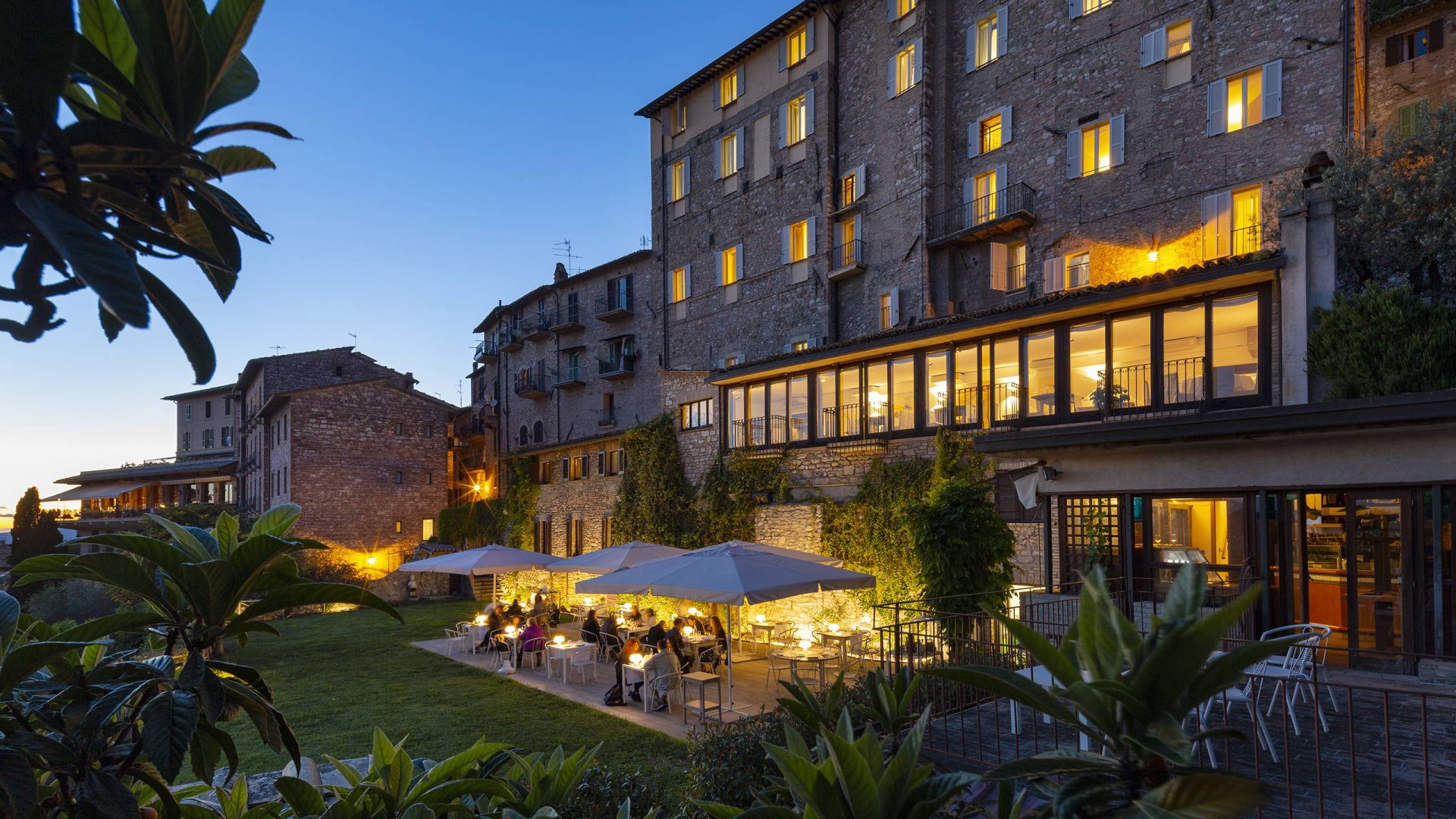 Foto 10 Fontebella Palace Hotel Assisi, 09