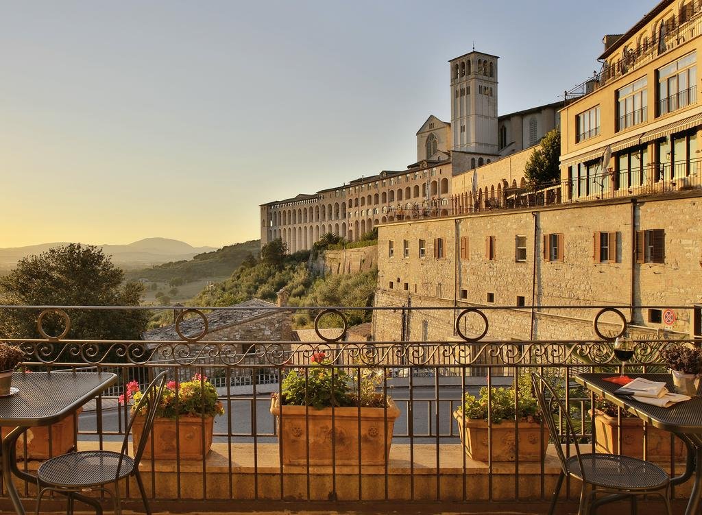 Foto 2 Hotel Windsor Savoia Assisi, 01