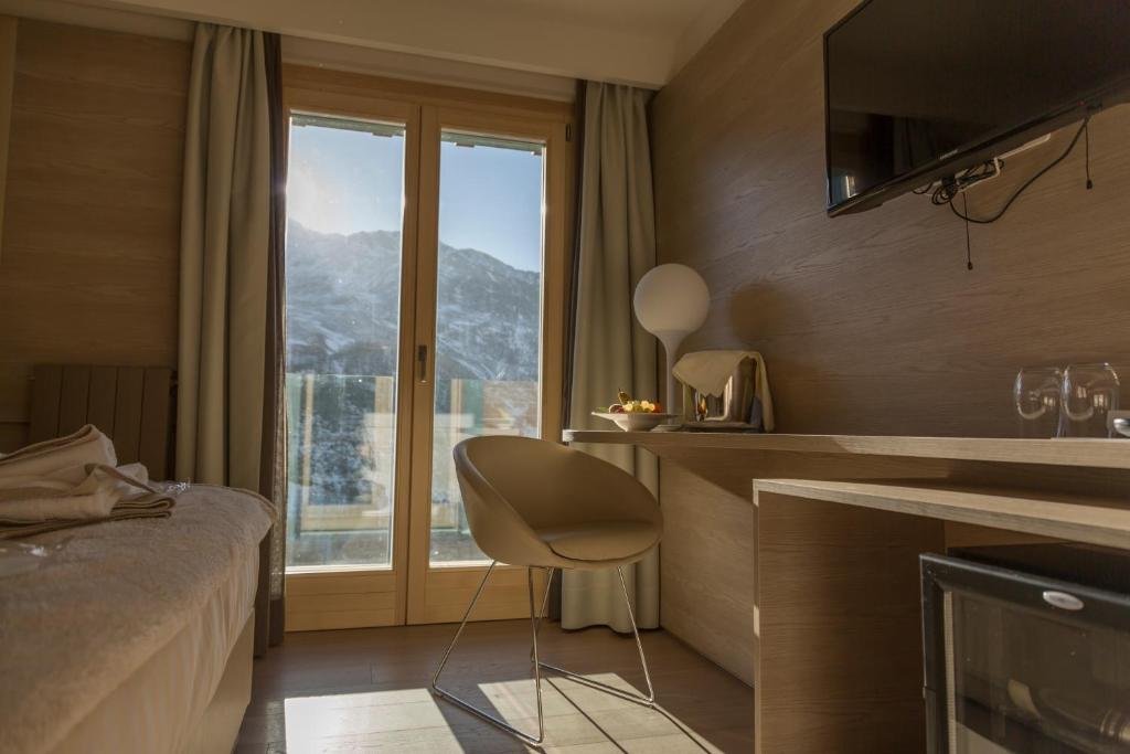 Foto 14 Hotel White Angel Breuil - Cervinia, 13