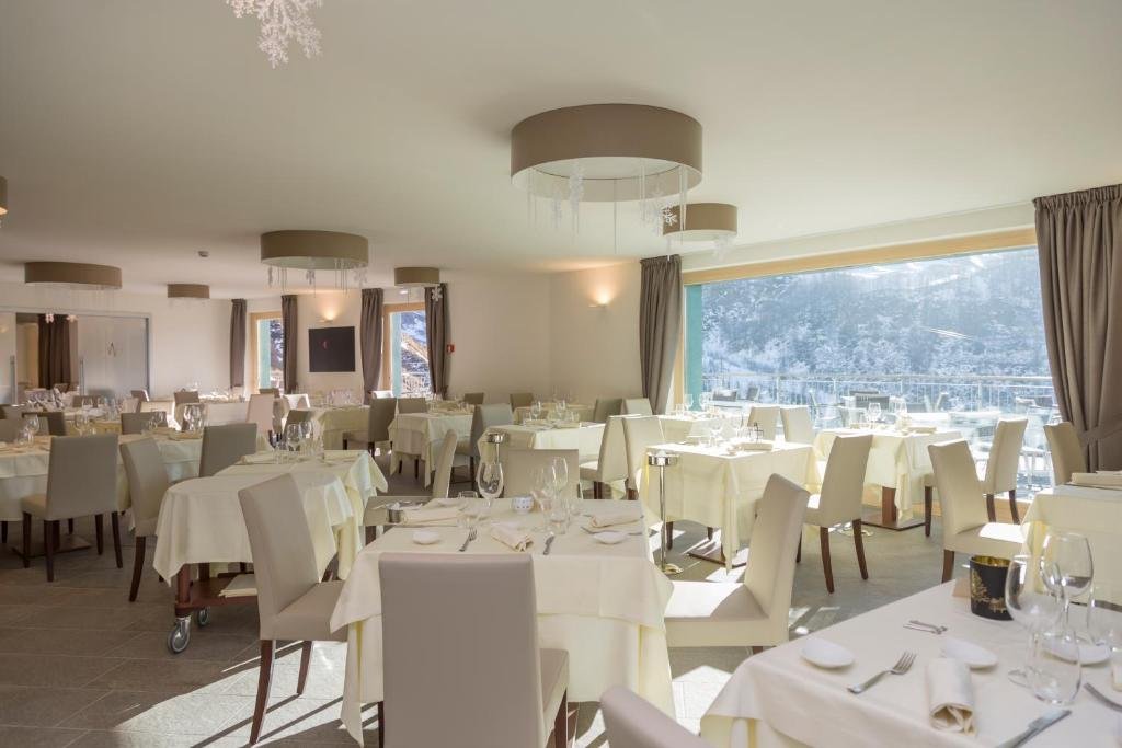 Foto 15 Hotel White Angel Breuil - Cervinia, 14