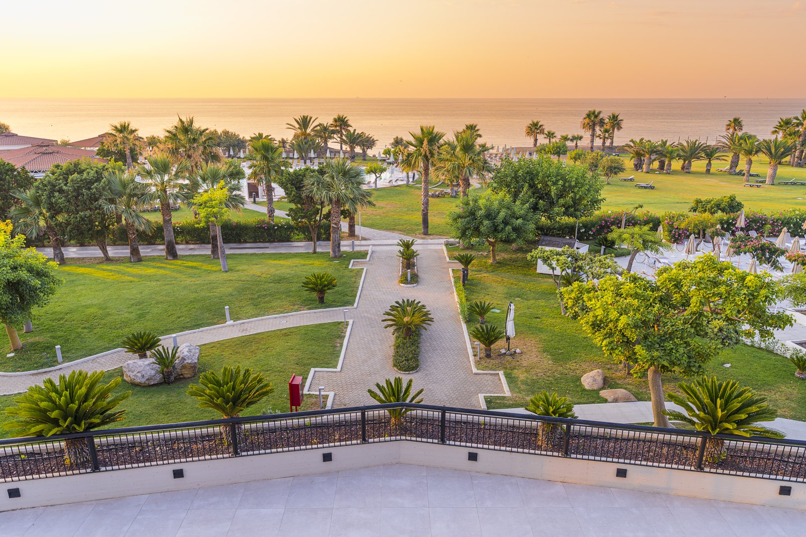 Foto 8 Grand Palladium Sicilia Resort & SPA Campofelice di Roccella, 07