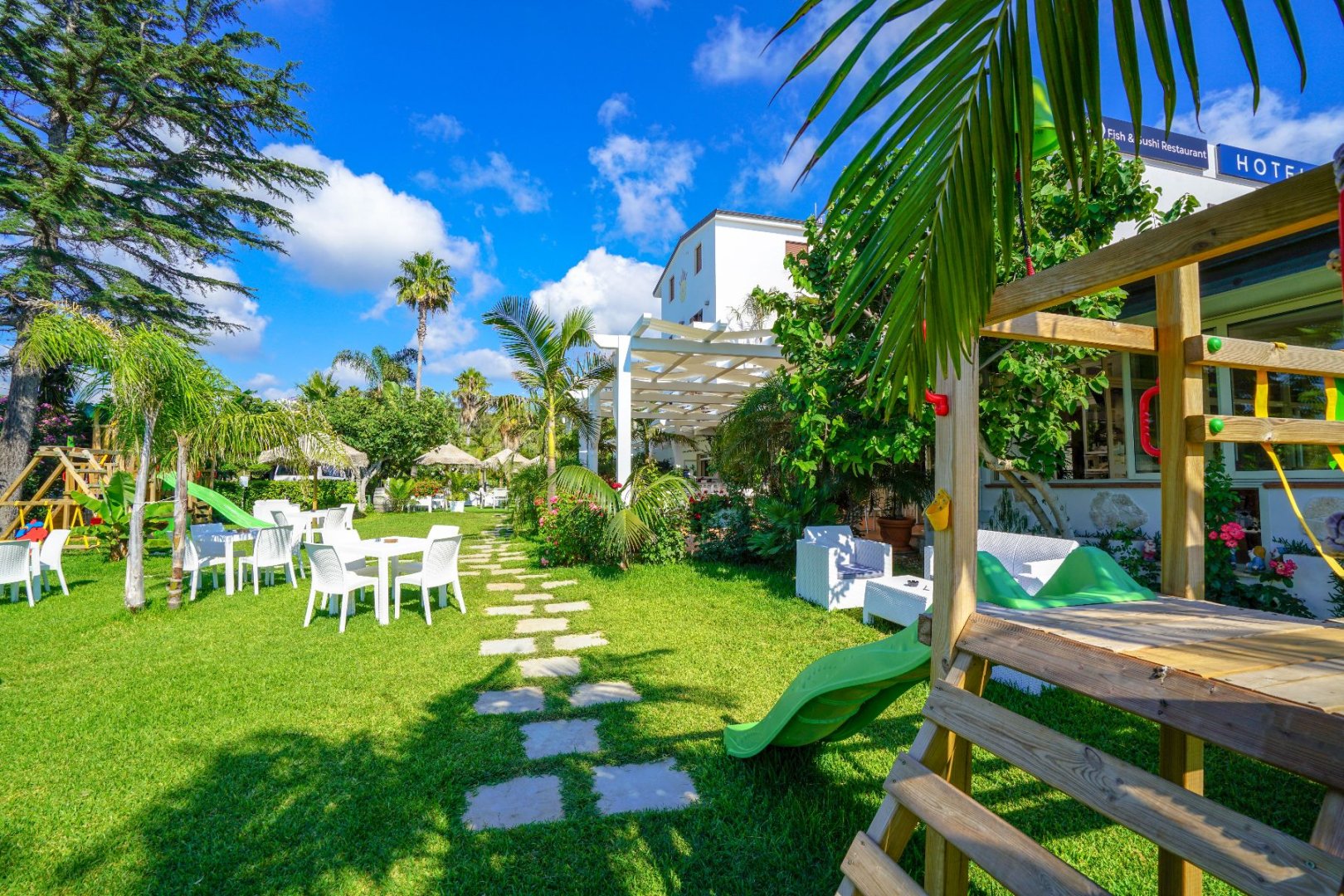 Foto 10 La Bussola Hotel Ricadi, 09