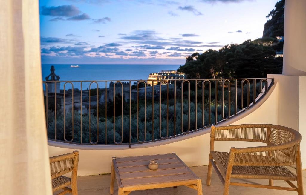 Foto 9 Villa Certosa Capri, 08