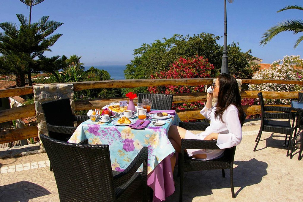 Foto 8 Hotel Village Eden Capo Vaticano, 07