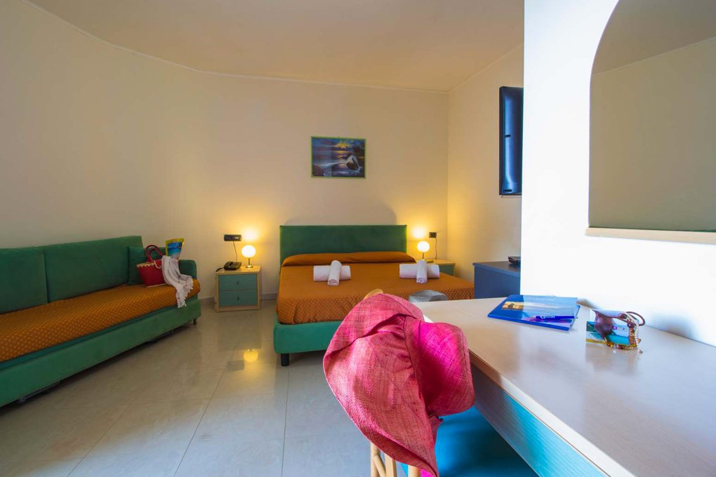 Foto 14 Hotel Village Eden Capo Vaticano, 13