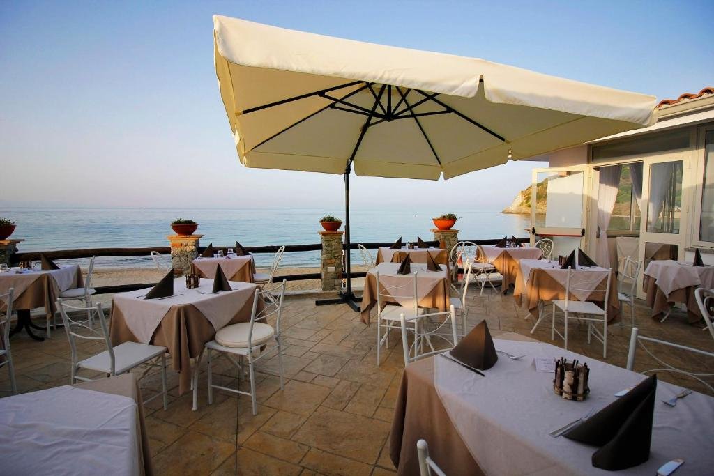 Foto 4 Villaggio Baia d'Ercole Capo Vaticano, 03