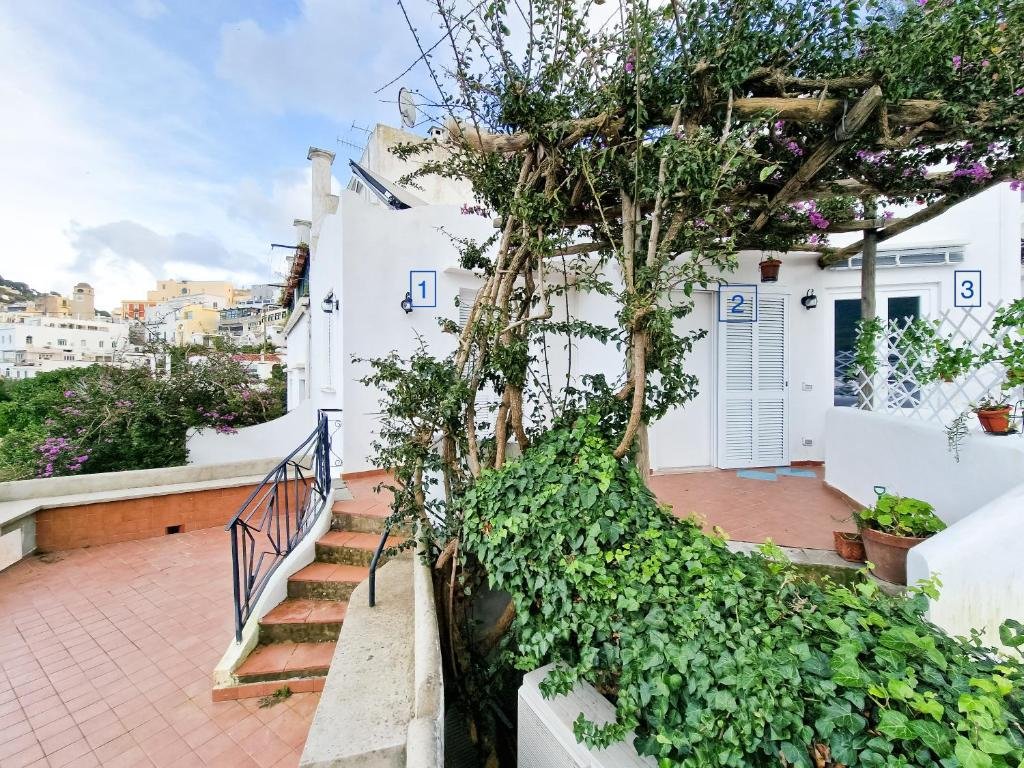 Foto 3 Il Cantuccio Rooms Capri, 02