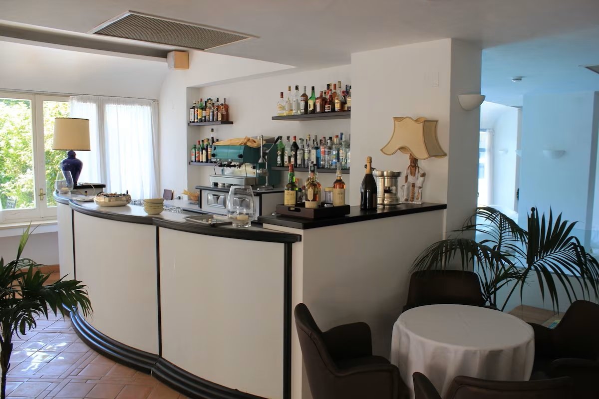 Foto 13 Hotel Regina Cristina Capri, 12