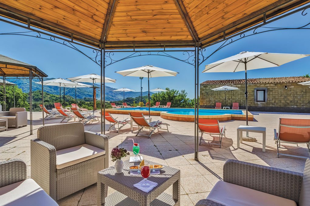 Foto 4 Il Borgo Alcantara Castiglione di Sicilia, 03