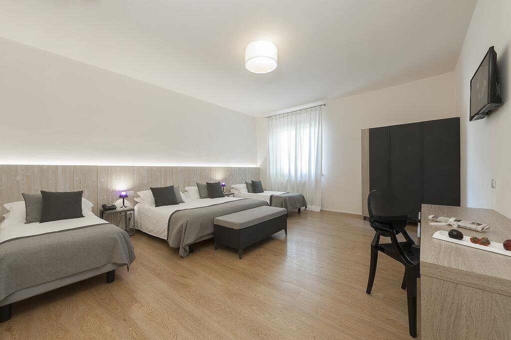 Foto 6 Hotel La Corte Cascia, 05