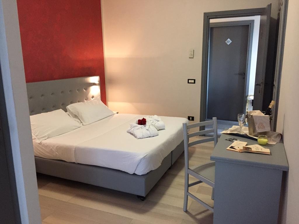 Foto 8 Hotel Sant'Elia Cassino, 07