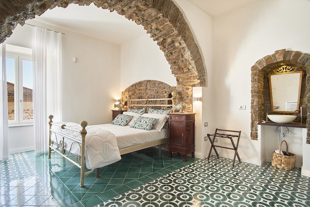 Foto 7 Palazzo Gentilcore Castellabate, 06