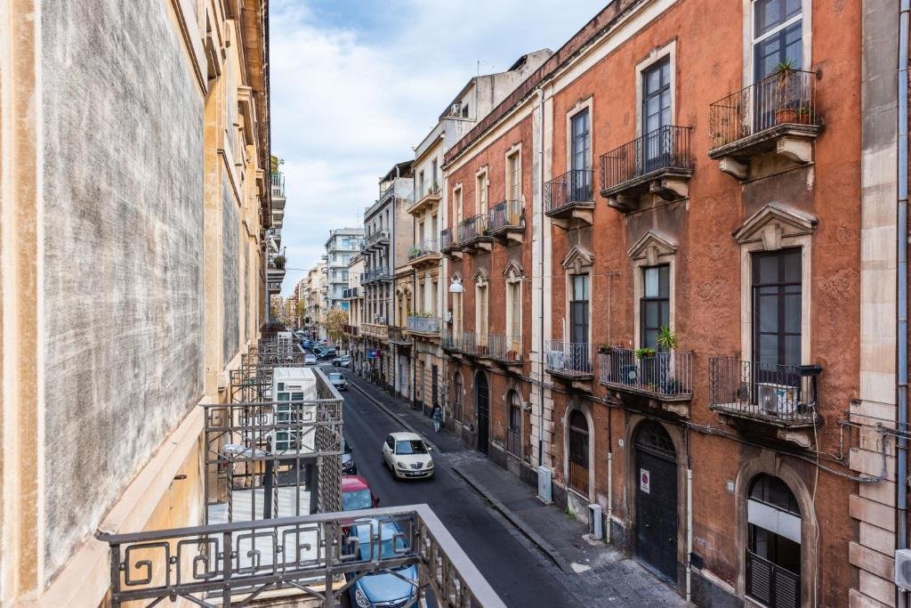 Foto 8 Ferrini Home Firenze 70 Catania, 07