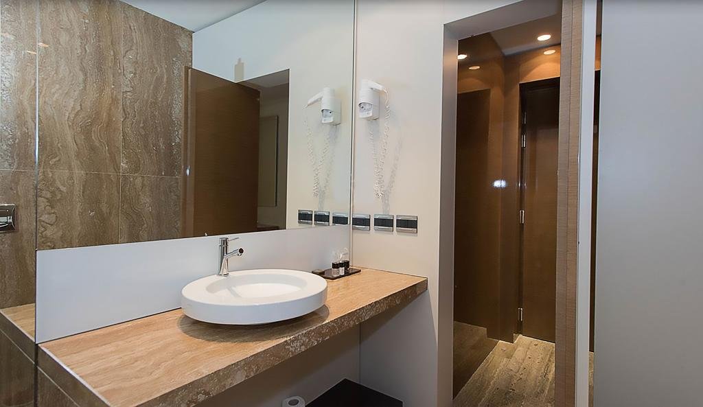 Foto 12 Romano House Catania, 11