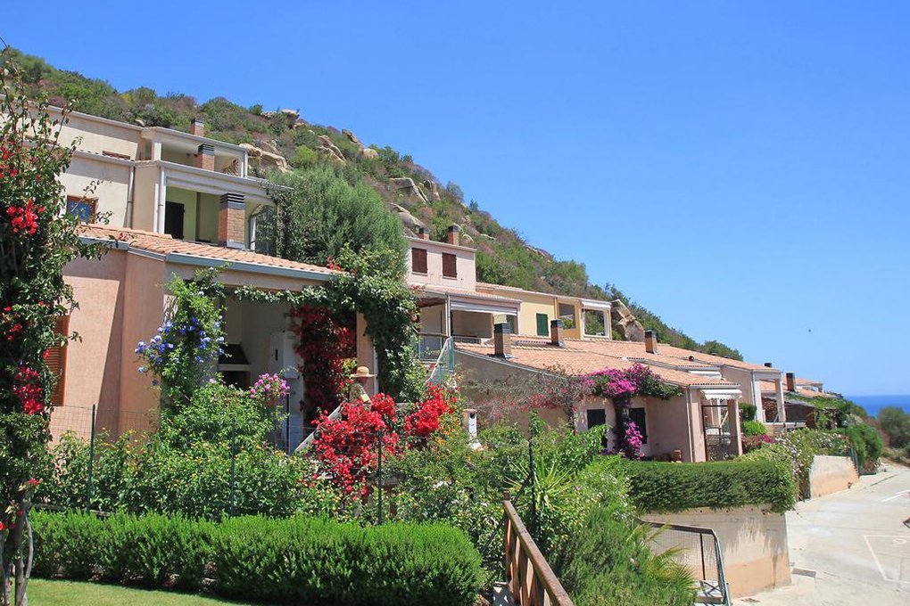 Foto 2 Appartamenti Le Ginestre Costa Rei, 01