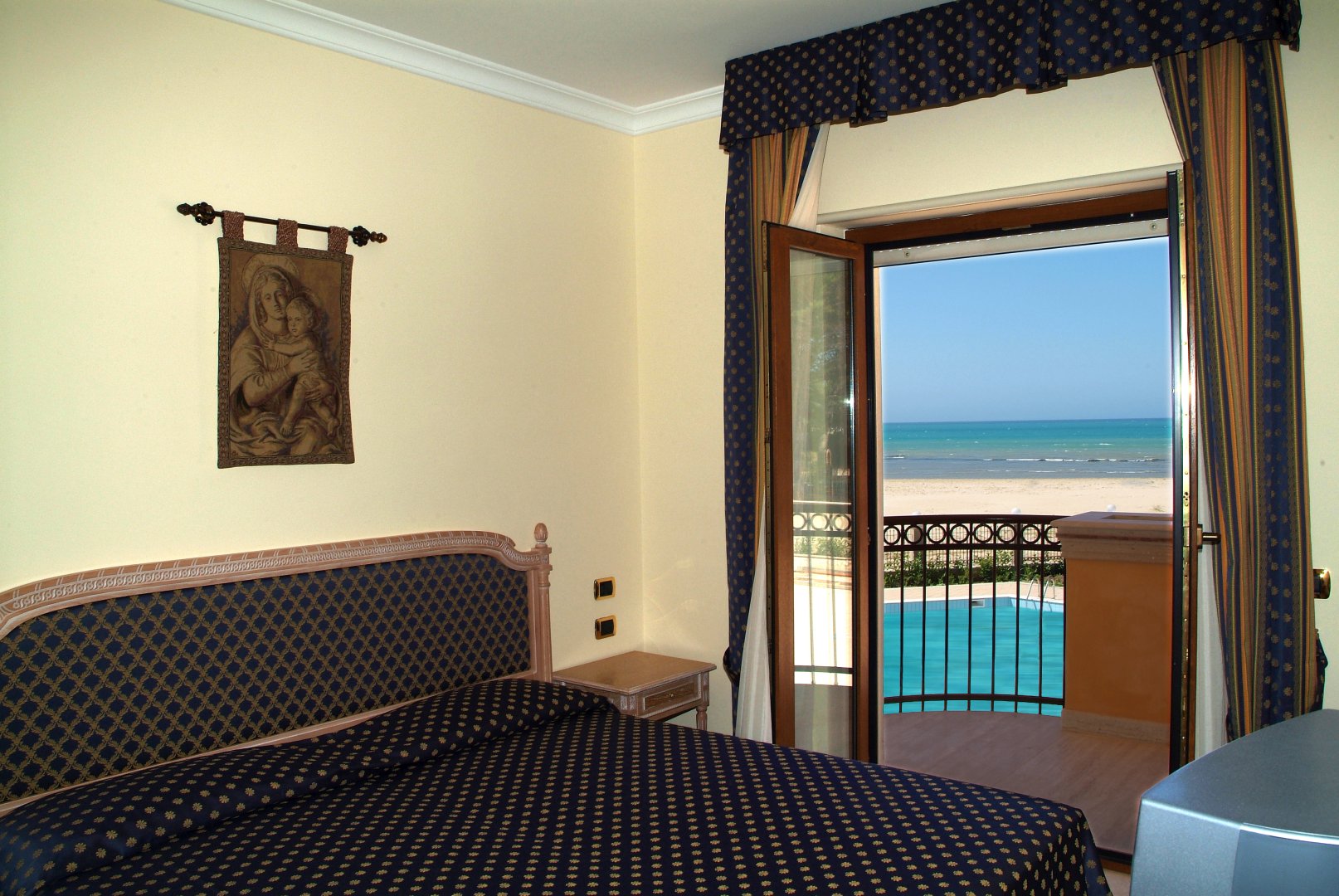 Foto 5 Hotel Villa Romana Porto Empedocle, 04