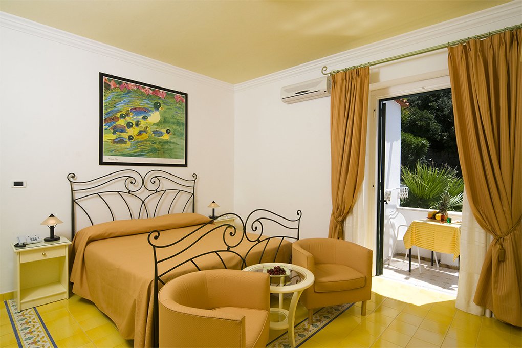 Foto 15 Boutique Hotel Villa Bianca Forio d'Ischia, 14