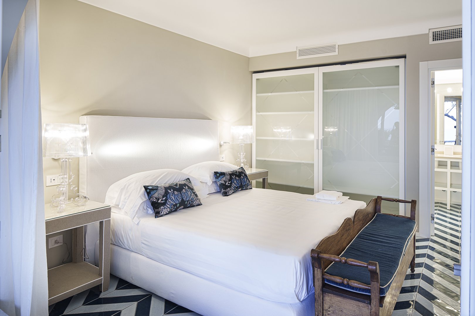 Foto 6 Costa del Capitano Seaside Villas Sant'Angelo - Serrara Fontana, 05