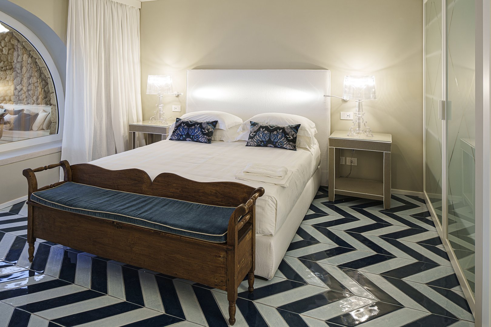 Foto 10 Costa del Capitano Seaside Villas Sant'Angelo - Serrara Fontana, 09