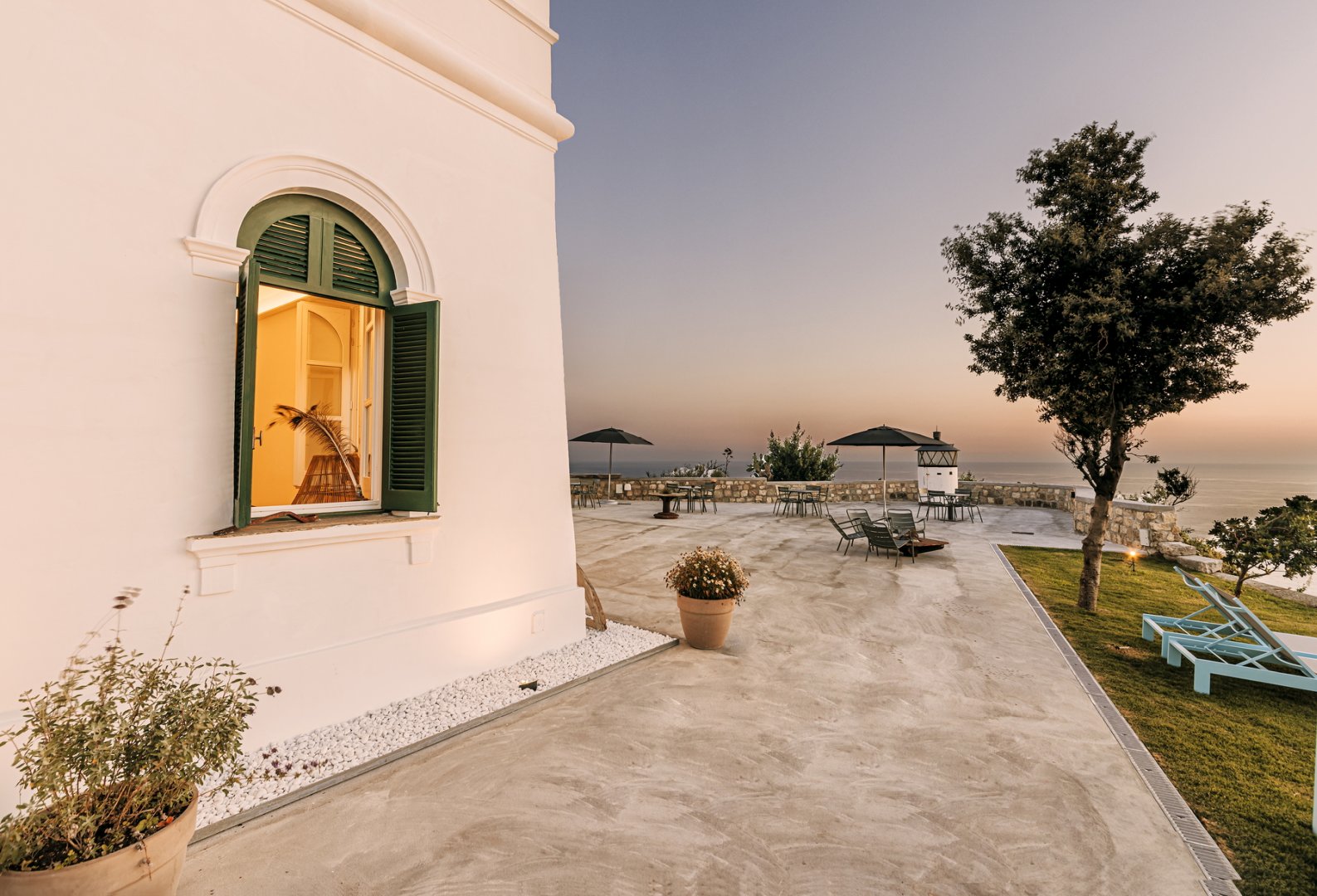 Foto 3 Faro Punta Imperatore Forio d'Ischia, 02