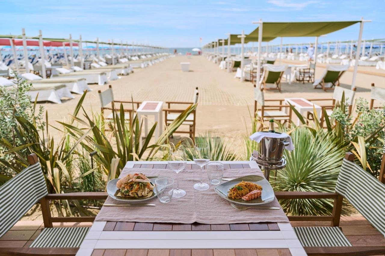 Foto 17 Grand Hotel Imperiale Forte dei Marmi, 16