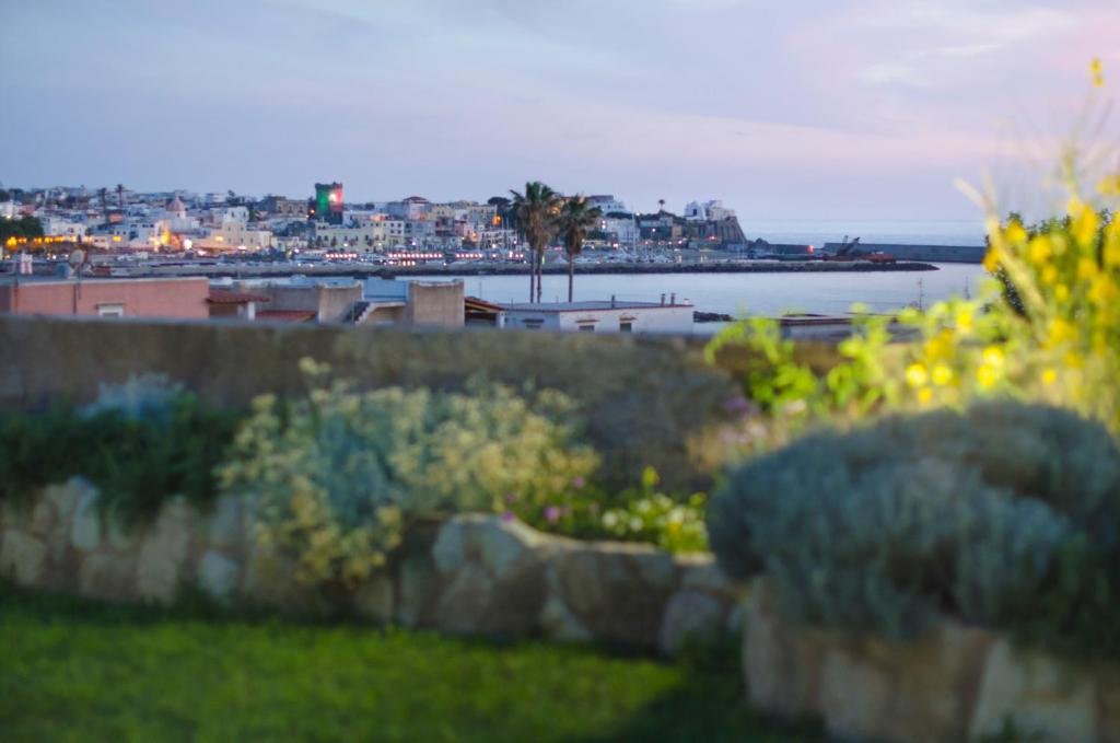 Foto 14 Orablu Resort Apartments Forio d'Ischia, 13