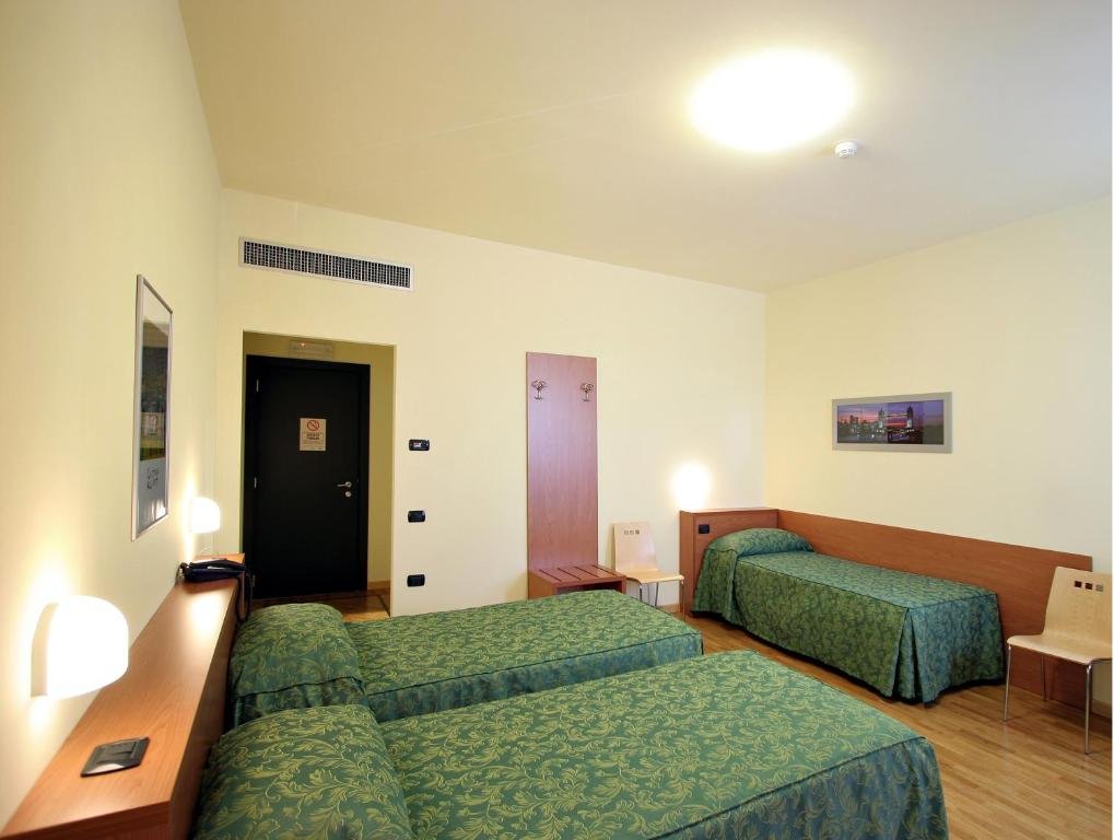 Foto 5 Dama Hotel Cuneo e Dintorni, 04
