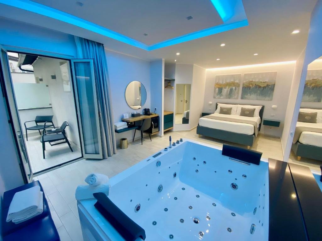 Foto 8 Naxos Marina Bay Giardini Naxos, 07