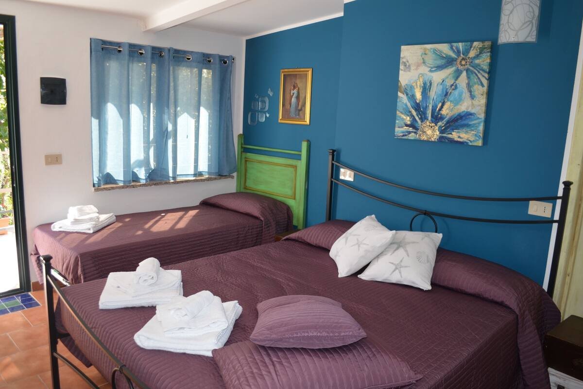 Foto 6 B&B Alcantara Natura Graniti, 05