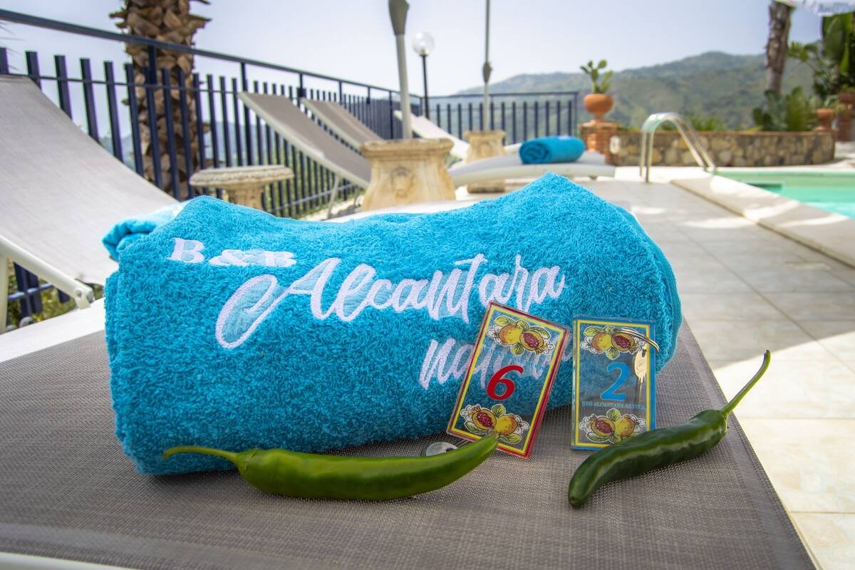 Foto 10 B&B Alcantara Natura Graniti, 09