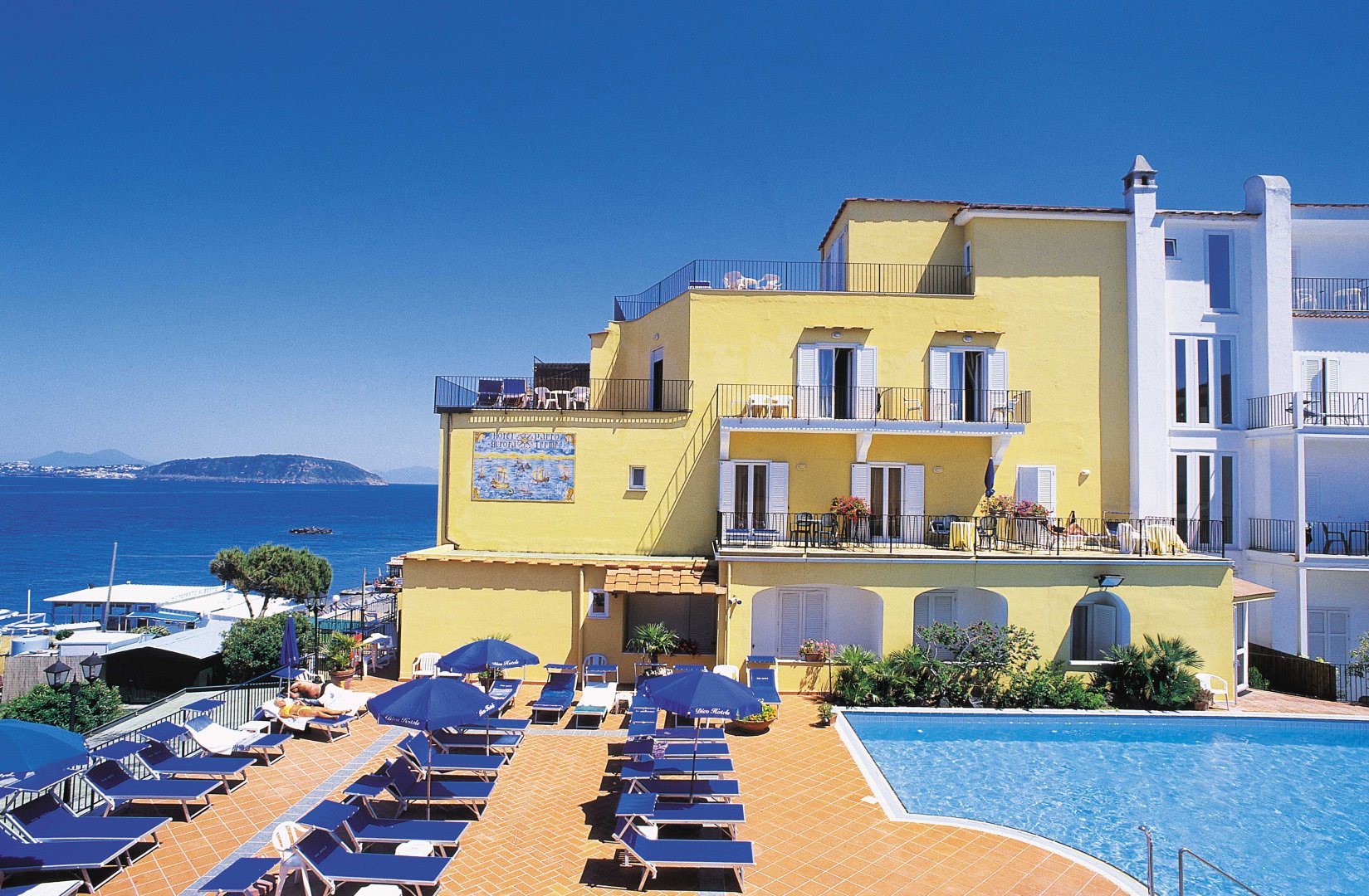 Foto 2 Hotel Parco Aurora Terme Ischia Porto, 01