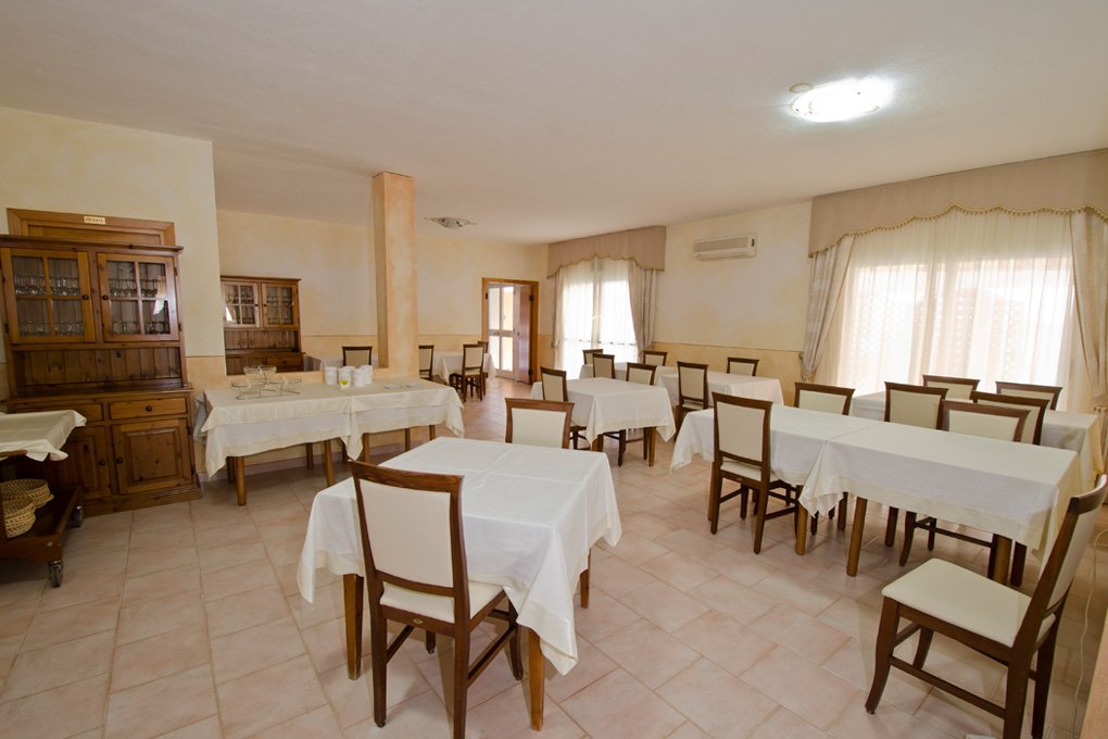 Foto 4 Air - Hotel Gabbiano Isola Rossa, 03