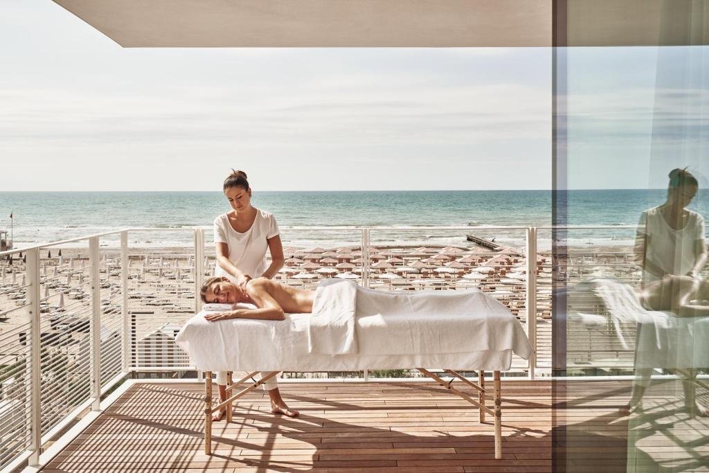 Foto 11 Falkensteiner Hotel & Spa Jesolo Lido di Jesolo, 10