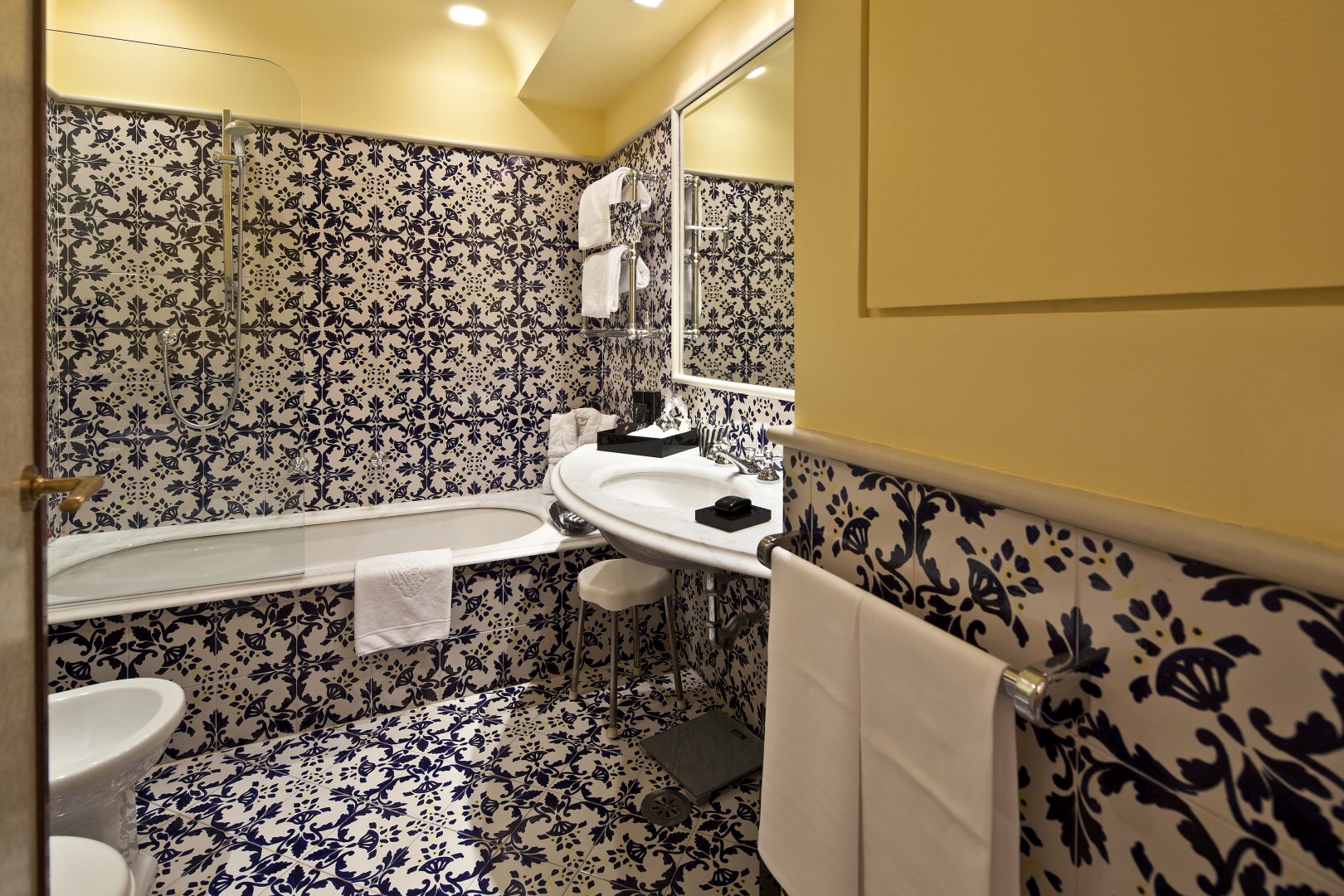 Foto 5 Regina Isabella - Resort SPA Restaurant Lacco Ameno, 04