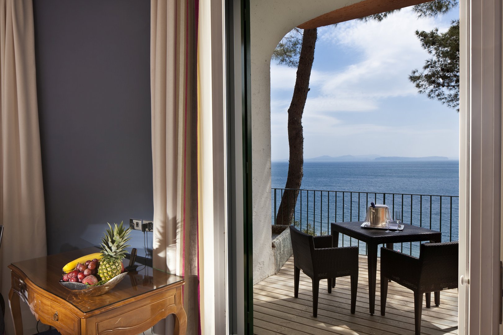 Foto 21 Regina Isabella - Resort SPA Restaurant Lacco Ameno, 20