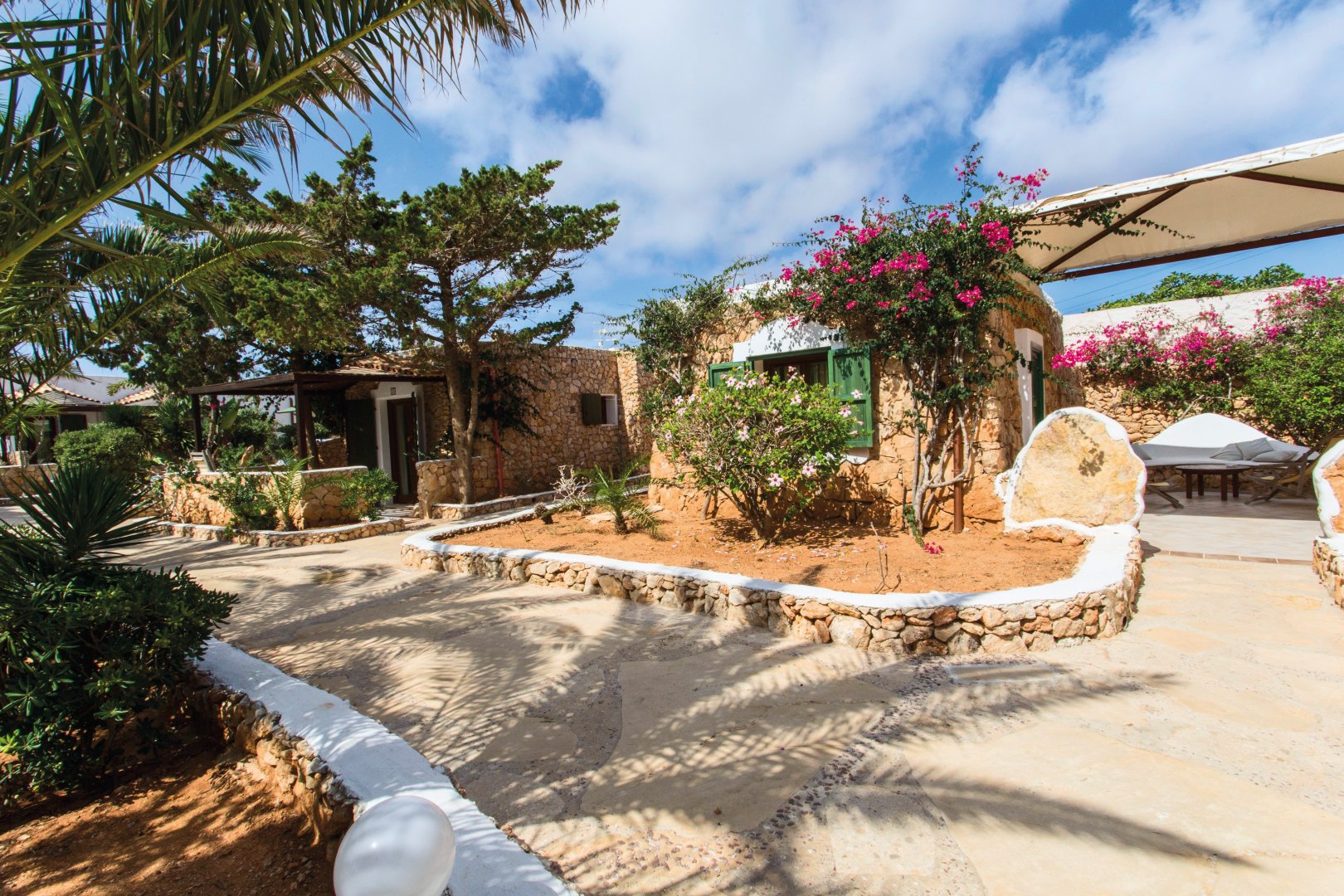 Foto 3 Cupola Bianca Resort Isola di Lampedusa, 02