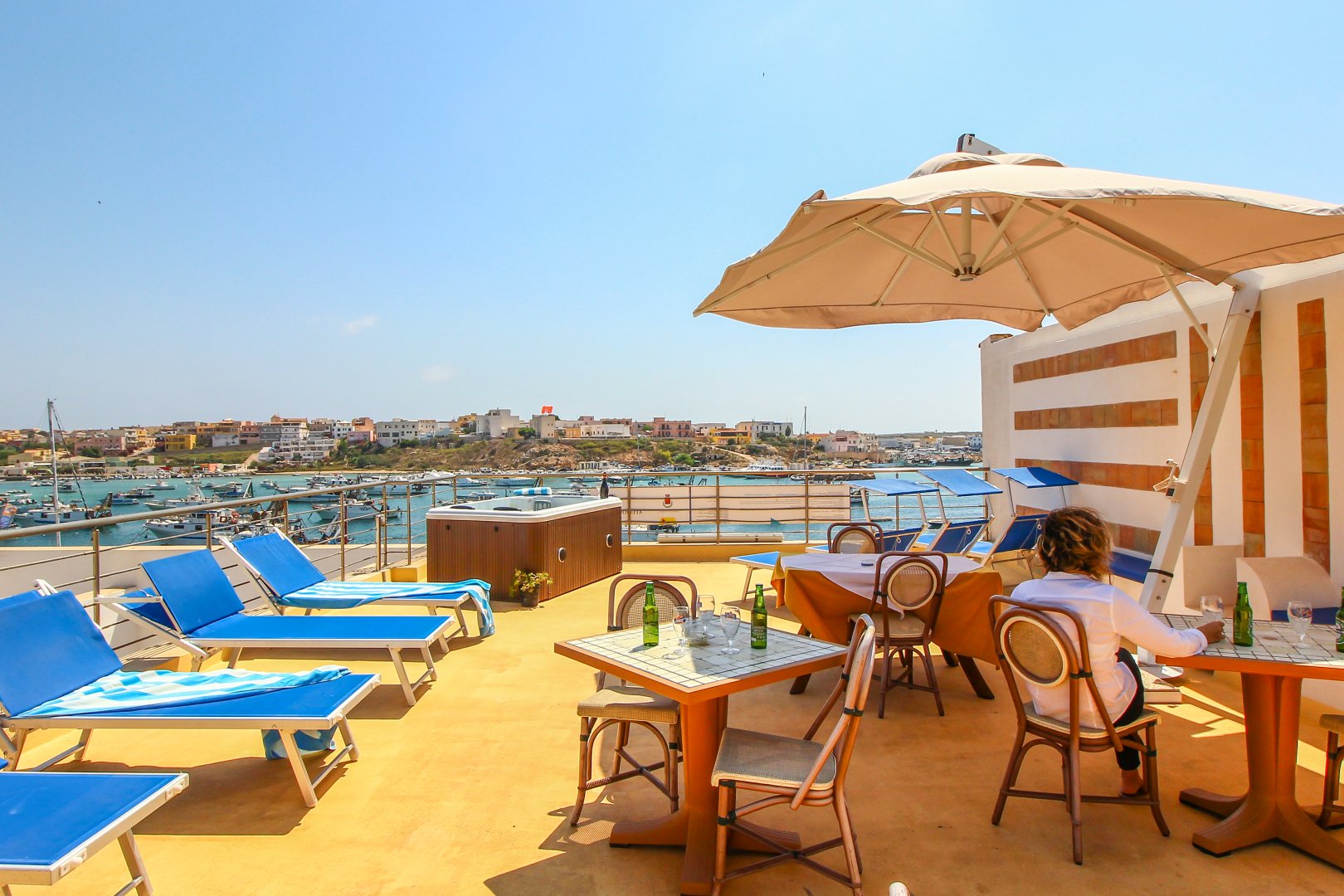 Foto 6 Hotel Paladini di Francia Isola di Lampedusa, 05