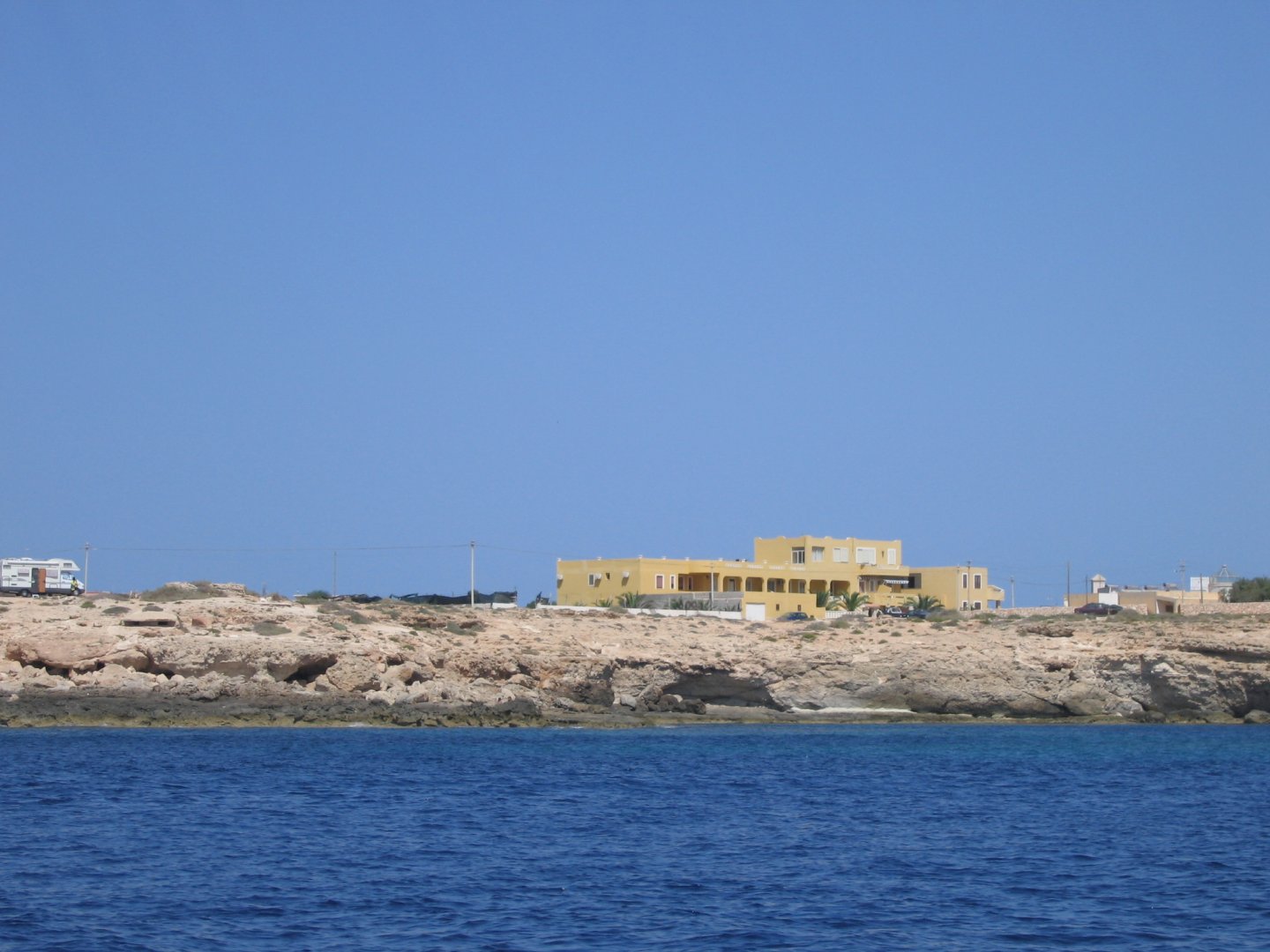 Foto 2 Hotel e Residence Mare Blu Isola di Lampedusa, 01