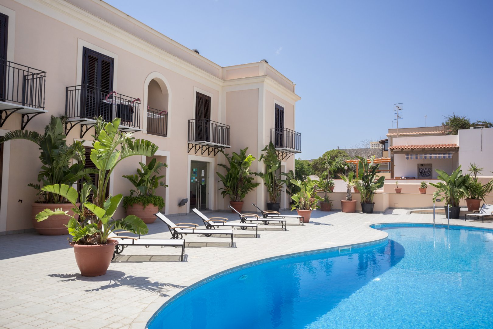 Foto 2 Moresco Resort Residence Isola di Lampedusa, 01