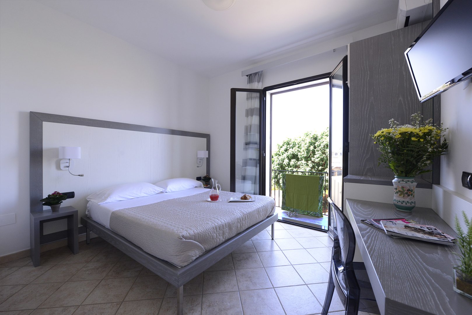 Foto 5 Oasis Hotel & Residence Resort Isola di Lampedusa, 04