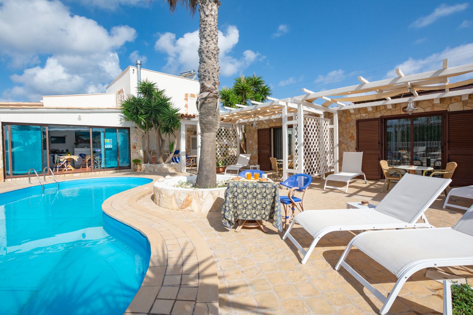 Foto 2 Le Villette di Cala Madonna Isola di Lampedusa, 01