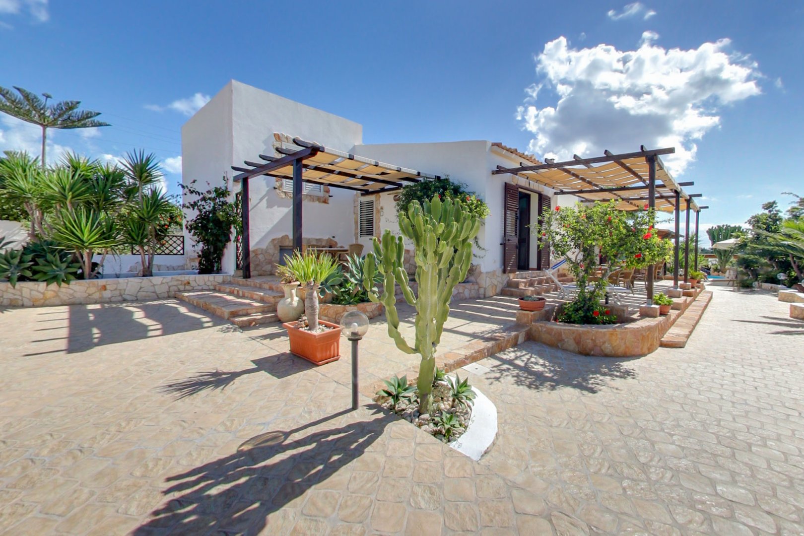 Foto 4 Le Villette di Cala Madonna Isola di Lampedusa, 03