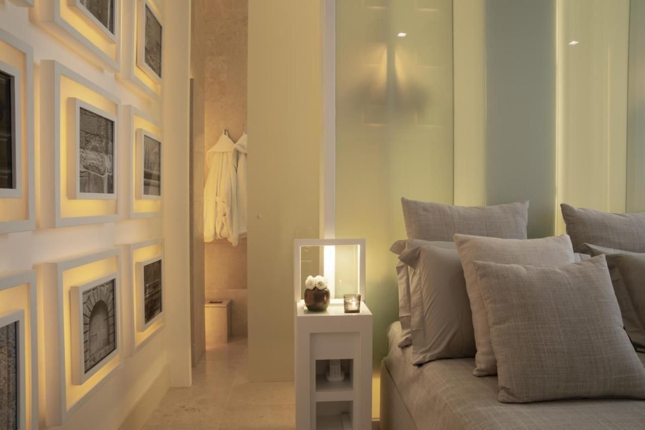 Foto 6 Palazzo Lecce Lecce, 05