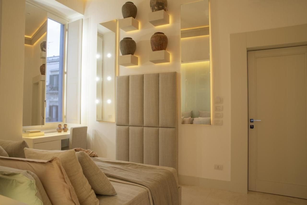 Foto 9 Palazzo Lecce Lecce, 08