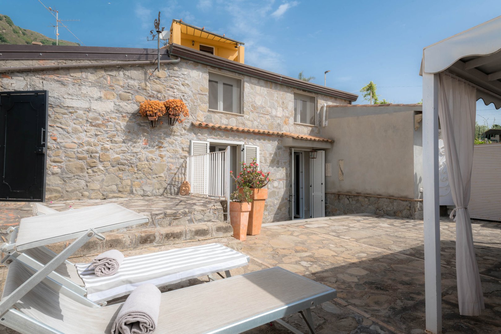 Foto 17 Casa delle Sirene Letojanni, 16