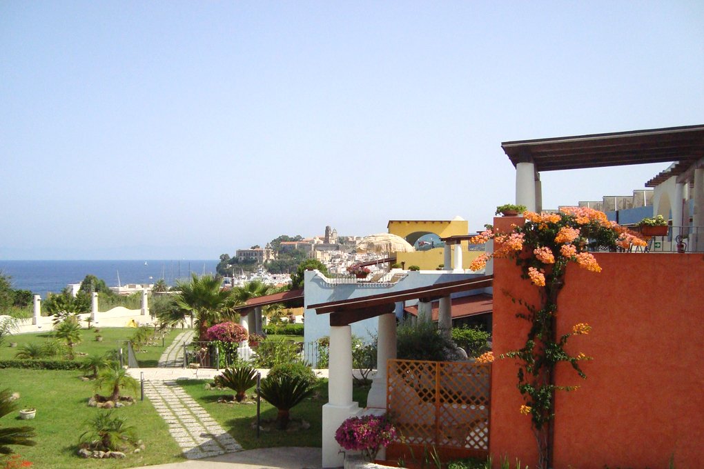 Foto 5 Hotel Bougainville Isola di Lipari, 04